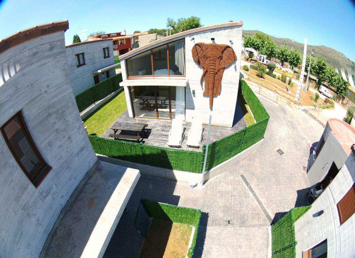 Cabanas La Senda De Los Elefantes Cabarceno Extérieur photo